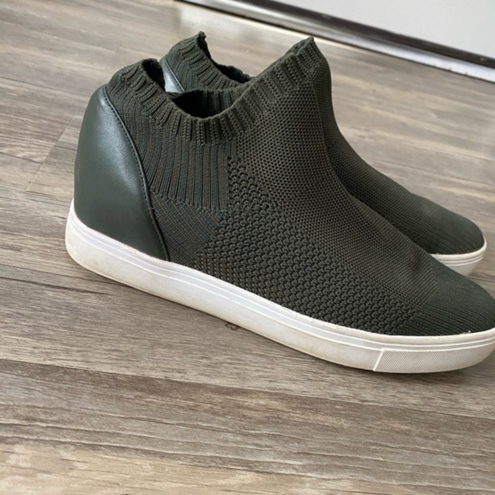 Green mesh Steve Madden wedge sneakers
